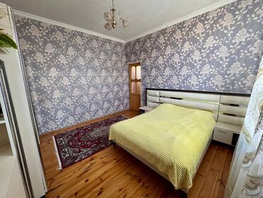 Günlük kirayə evlər: 77 kv. m, 3 otaqlı — 4