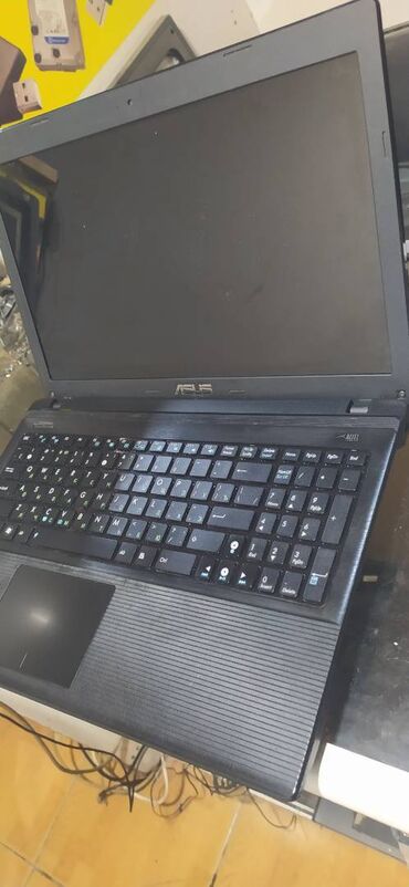 ASUS: ASUS 15.6 ", Intel Pentium, 512 GB