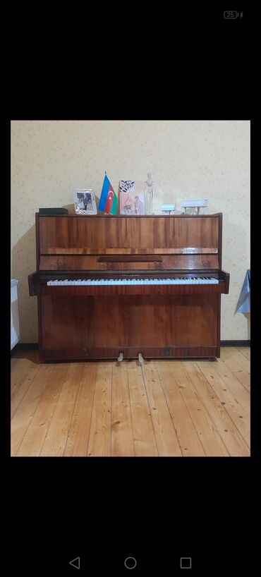 piano gallery baku: Belarus piano 250m satilir Yaxsi veziyyetde. Emircan P30/Ismayil Bey