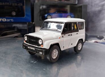 Avtomobil modelləri: UAZ, 2003 il, 1:35, Dəmir, Ödənişli çatdırılma — 5