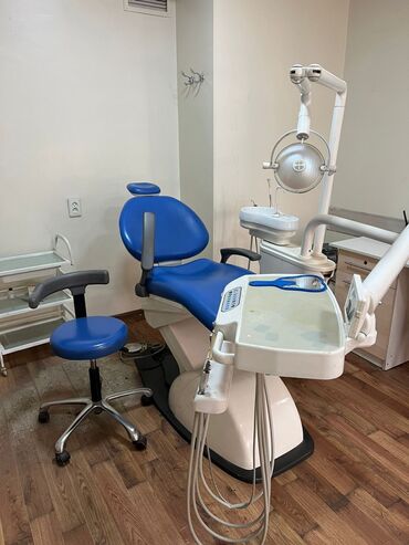 Медицинское оборудование: Стоматологическая оборудование продается б/у в идеальном состоянии