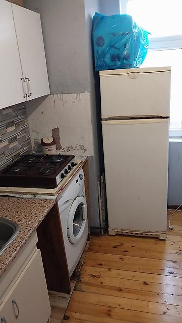 kiraye evler uzun muddetli: AAF parka yaxın əşyalı 2 otaq orta təmirli 50 kv istilik kombi — 2