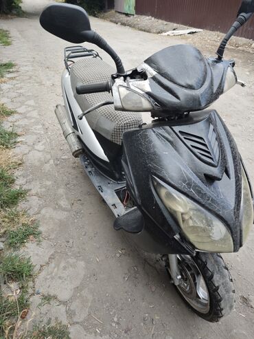 продажа бу мотоциклов: Скутер Yamaha, 150 куб. см, Бензин, Б/у
