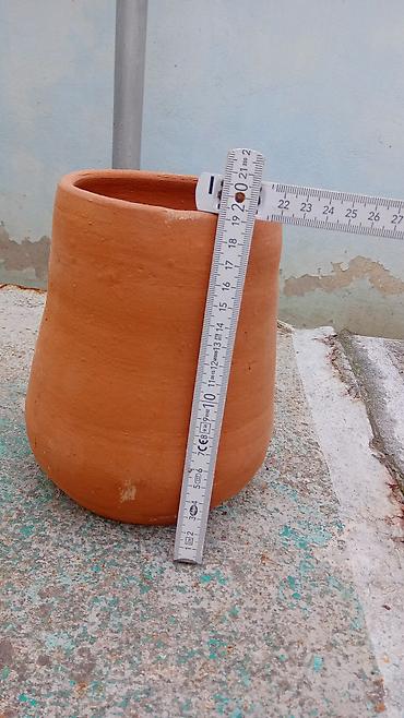 gil qablar: Əl istehsalı saxsı küplər – ənənəvi qırmızı gil məmulatı - Material — 1