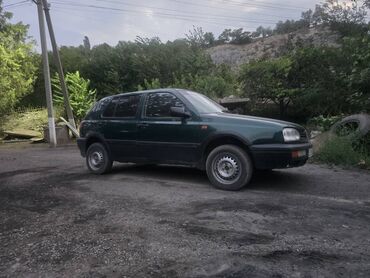 машина фольксваген: Audi Q3: 1992 г., 1.8 л, Механика, Бензин