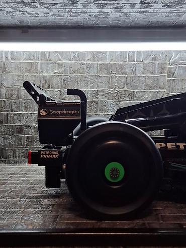 Игрушки: Продаю LEGO ® Technic™ «Гоночная машина Mercedes-AMG F1 W14 E — 4