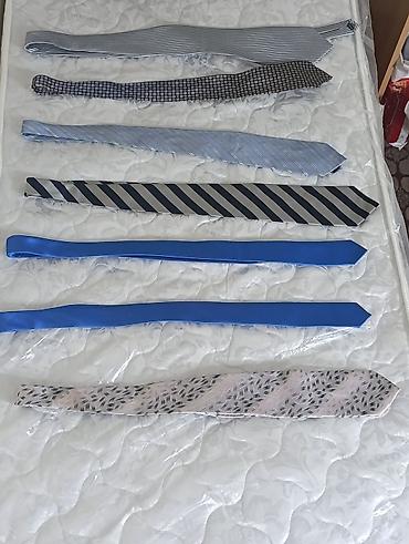 kisi pencekleri: Kişi üçün az geyilmiş (istifade olunmuş) qalstuklar satılır. 7 denedi — 8