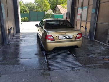 Daewoo: Daewoo Nexia: 2011 г., 1.6 л, Механика, Бензин, Седан