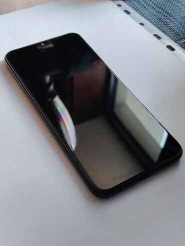 флай тонкий телефон: Qara rəngdə Xiaomi note 8 - Ön tərəf: tam ekranlı şüşə panel