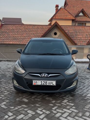 авто солярис: Hyundai Solaris: 2013 г., 1.6 л, Автомат, Бензин, Седан