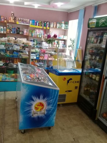 магазин автозапчастей: Продается действующий магазин в г Кара-Балте по улице Шопокова "Айнура
