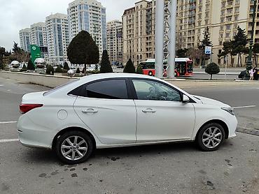 changan alsvin: Changan Alsvin sedan - Kuzov: 4 qapılı sedan, ağ rəng - Mühərrik — 4