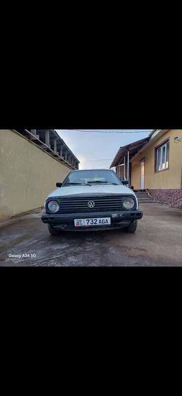 Volkswagen: Volkswagen Golf: 1992 г., 1.8 л, Механика, Бензин, Хэтчбэк