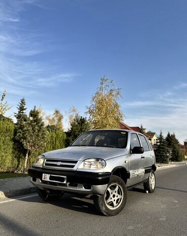коробка передач пассат б3: Chevrolet Niva: 2004 г., 1.7 л, Механика, Бензин, Кроссовер