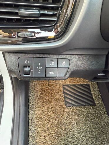 Kia: Kia Stonic: 2019 г., 1.6 л, Автомат, Бензин, Кроссовер — 8