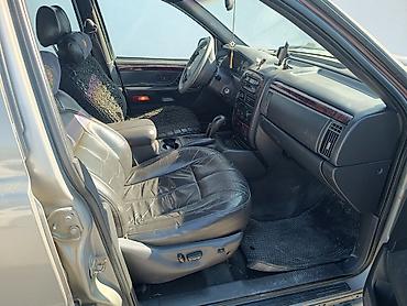 ford 7 1: Jeep Grand Cherokee: 4.7 l | 2001 il 305063 km Universal — 2