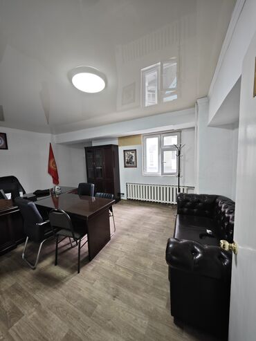 мобильный офис: Сдаю Офис, 150 м², В жилом комплексе, С отдельным сан узлом, 1 линия, С оборудованием