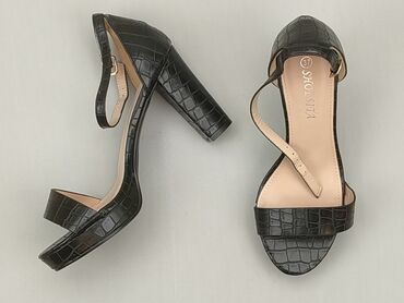 włoskie jeansy damskie: Sandals for women, 37, condition - Perfect