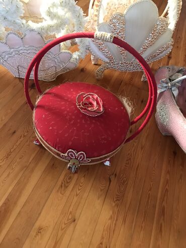 Xonça: Bir denesi 10 azn.Hər cure xoncalar cox baha qiymete alinib — 3