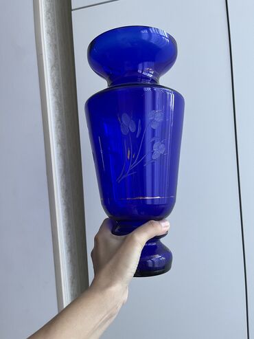 Vazalar: Bir vaza — 5