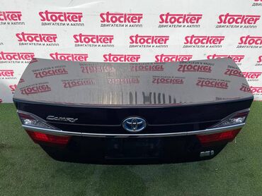 Бамперы: Крышка багажника Toyota Б/у, цвет - Черный,Оригинал