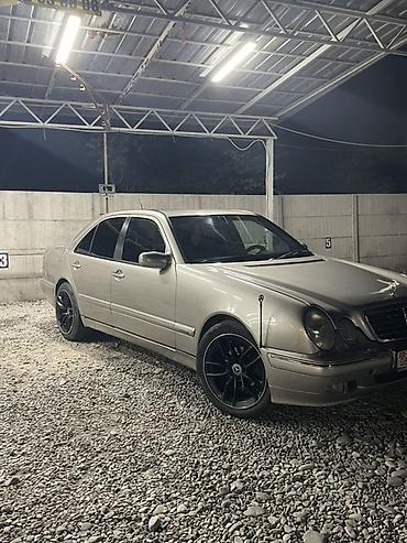 коврик мерседес: Mercedes-Benz E-Class: 2000 г., 2.2 л, Автомат, Дизель, Седан — 6