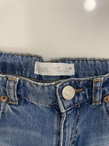 джинсы: Джинсы Zara б/у. В отличном состоянии! На рост 120-130 см — 6