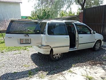 бак араб: Toyota Raum: 2002 г., 1.5 л, Автомат, Бензин, Хэтчбэк — 4