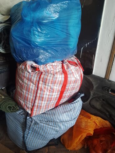 подушка сидушка для детей: Отдам 3 больших пакета б/у вещи за упаковку памперса Минни Винни