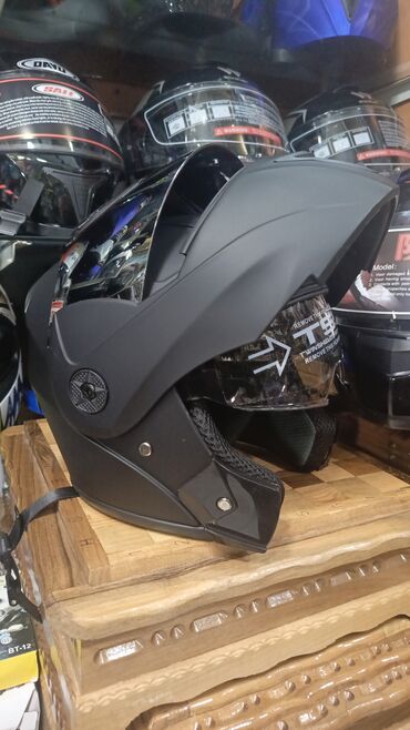 Moto dəbilqələr: Moto Baqaj 45azn 1 ci 2 ci 3 cü şəkildəki Moto Baqaj 45azn Moto kasqa — 27