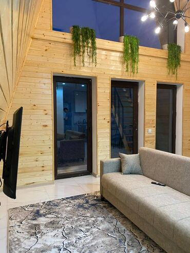 Günlük kirayə evlər: 100 kv. m, 4 otaqlı, Qaz, Kanalizasiya, Kombi — 2