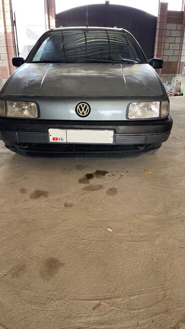 машына баткен: Volkswagen Passat: 1989 г., 1.8 л, Механика, Бензин, Универсал