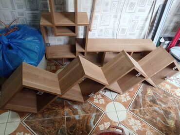 Ev üçün mebel: Düz TV altlığı, Polkalı, Laminat
