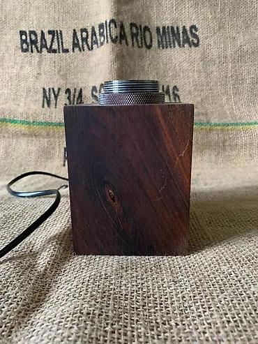 Stilske lampe: UNIKATNE LAMPE OD STAROG ORAHOVOG DRVETA RUČNI RAD | Unikatne — 15