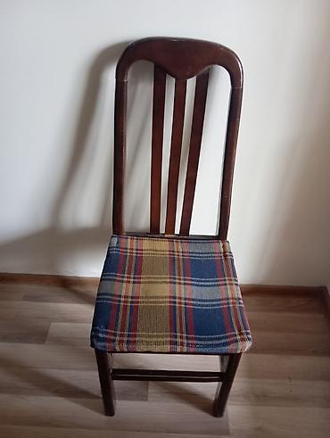 Taxta nahar/mətbəx stulu - Material: bərk ağac gövdə və ayaqlar -