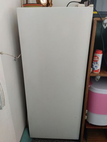 Холодильник Biryusa, Б/у, Однокамерный