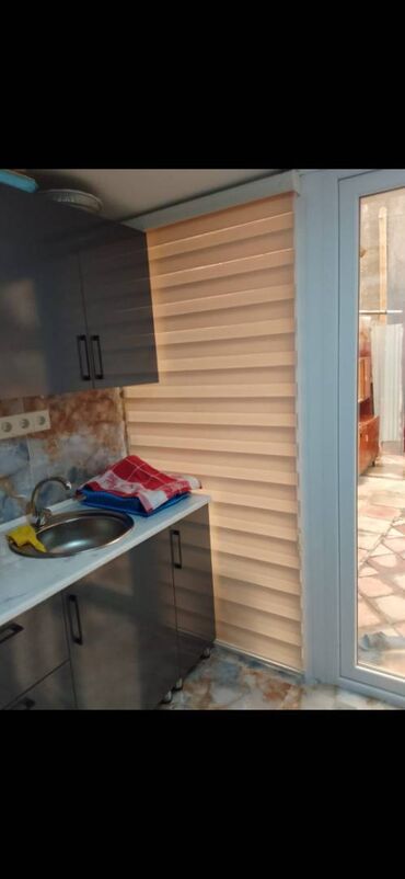 sekide heyet evleri yeniemlak az: 3 otaqlı, 35 kv. m, Yeni təmirli