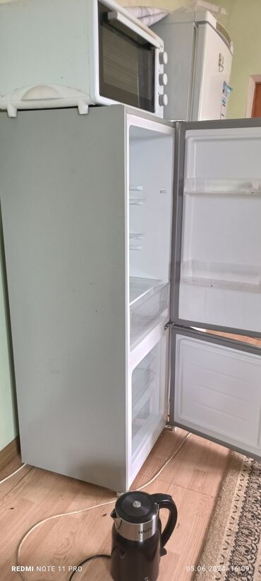 советские холодильник: Холодильник Avest, Б/у, Минихолодильник, 60 * 150 * 50