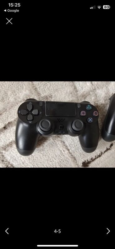 ноутбук продаю: Игровая консоль Sony PlayStation 4 Slim .В комплекте с консолью идет