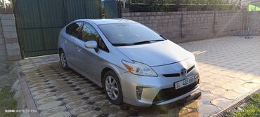 альфард 2015: Toyota Prius: 2015 г., 1.8 л, Автомат, Гибрид, Хетчбек