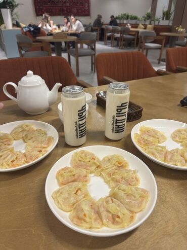 свежий перевод на кыргызский: Нужна приходящая повар В неделю 2 раза уйго келип тамак жасап