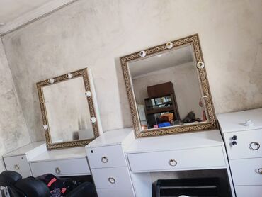 Mebel: Salon ğüzğüsü . Iki ededir. temiz maldi yeniden secilmir isiqli