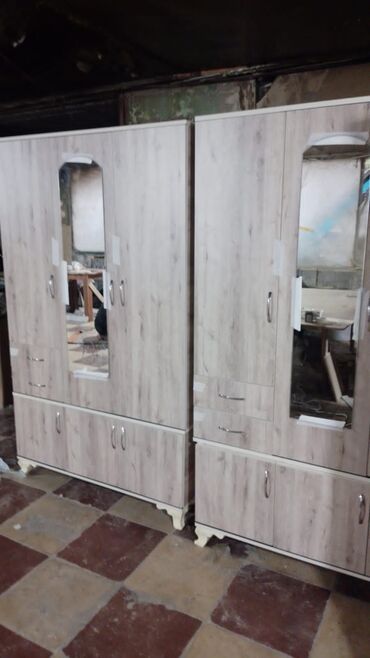 Dolablar: Yeni, Açılan, 3 qapılı Düz dolab, Dolab-asılqan, Türkiyə -da lalafo.az — 12 Dolablar: Yeni, Açılan, 3 qapılı Düz dolab, Dolab-asılqan, Türkiyə — 12