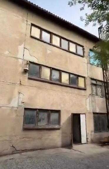 6000: Сдаётся коммерческое помещение 📍 Район: с.Кожомкул 📐 Площадь: 531 м² 🏢 — 8