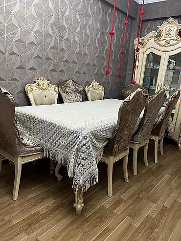 işlenmiş carpayilar: Klassik üslubda yemək otağı mebeli dəsti Tərkibi: - 1 böyük yemək — 5