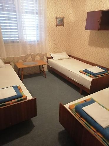 Dnevno: Sutomore, iznajmljujem apartman i sobe. Sobe sa dva, tri i četiri na lalafo.rs — 8 Dnevno: Sutomore, iznajmljujem apartman i sobe. Sobe sa dva, tri i četiri — 8
