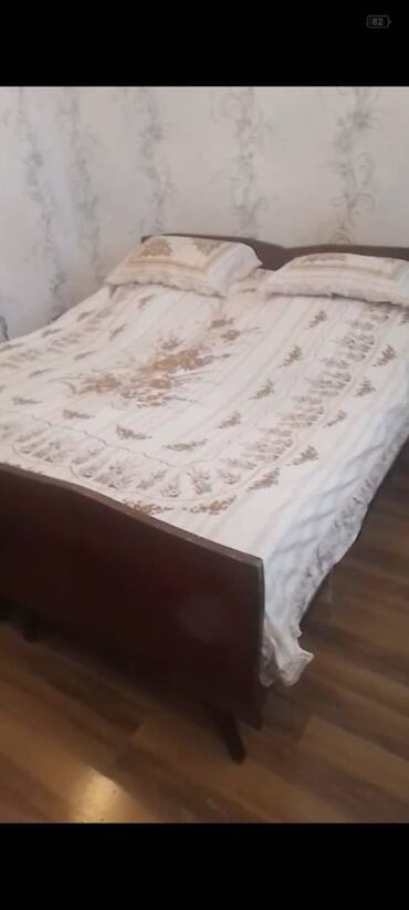 Mətbəx mebeli: İşlənmiş, Təknəfərlik çarpayı, Bazasız, Matrassız, Siyirməsiz
