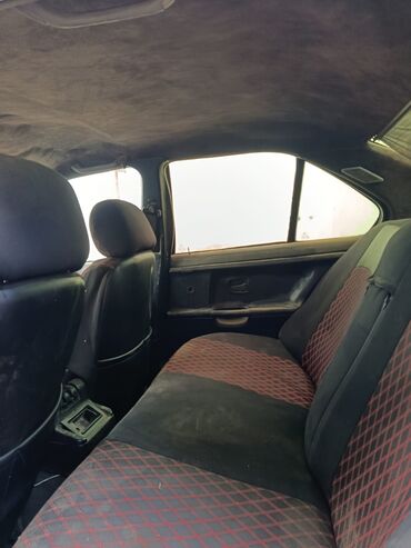 Avtomobil salonu üçün digər detallar: BMW BMW E36 — 5