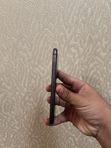 a13 ekran: IPhone 11, 128 GB, Qara, Simsiz şarj — 2