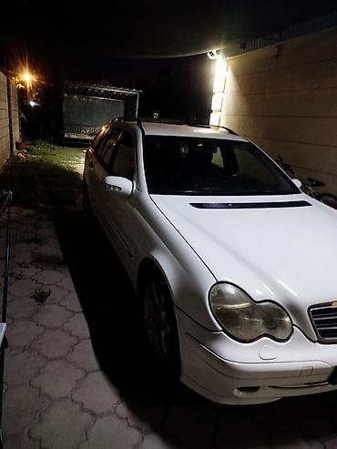 короткий спринтер: Mercedes-Benz C-Class: 2001 г., 2.2 л, Механика, Дизель, Универсал — 4